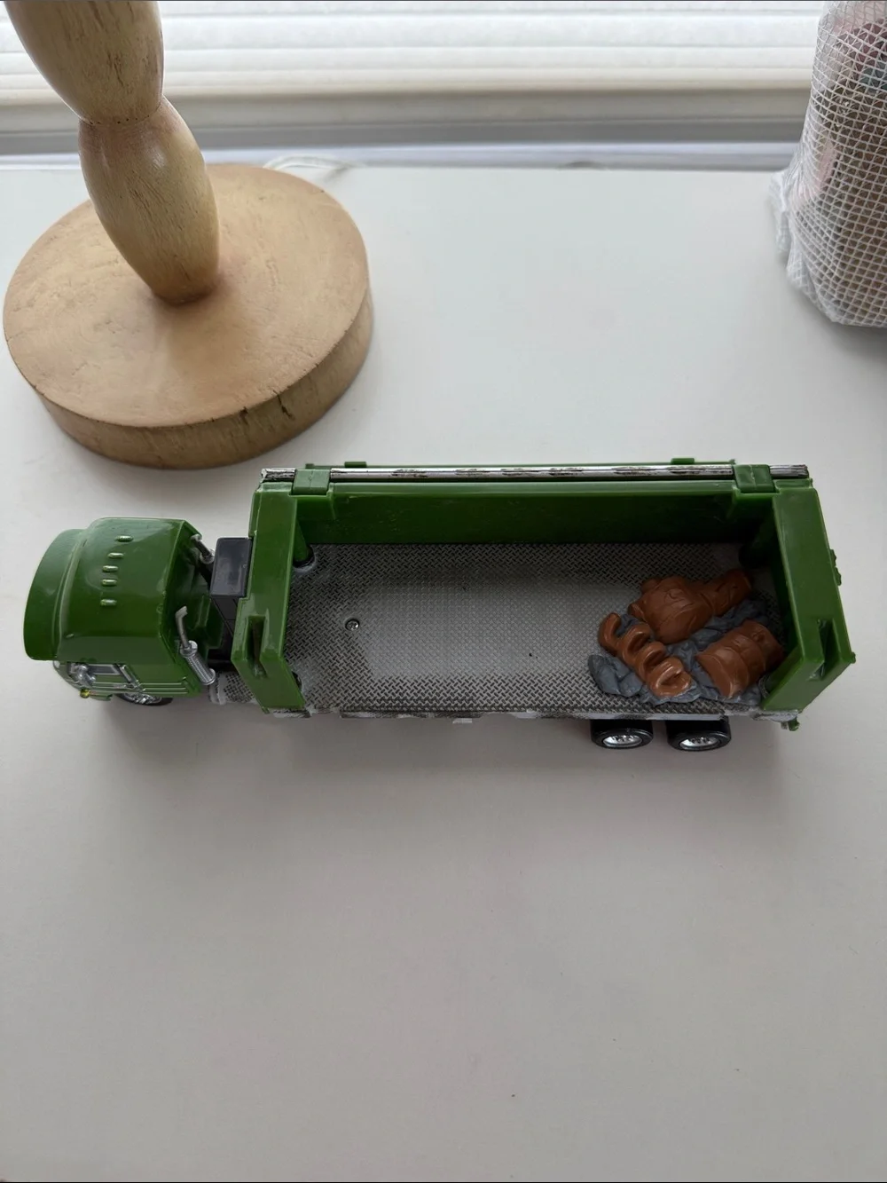 Die-Cast Cars Truck Gil Hauler